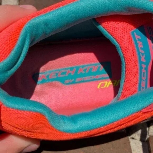 Skechers Skech Knit Running Shoes - Picture 10 of 11